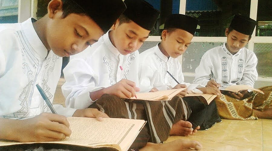 https://mts.almuawanah.sch.id/blog/ringkasan-kitab-kifayatul-atqiya/